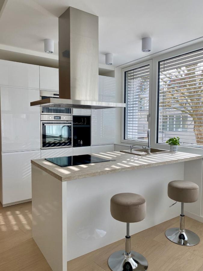 Spa Residence Carbona Apartman 104 เฮวิซ ภายนอก รูปภาพ
